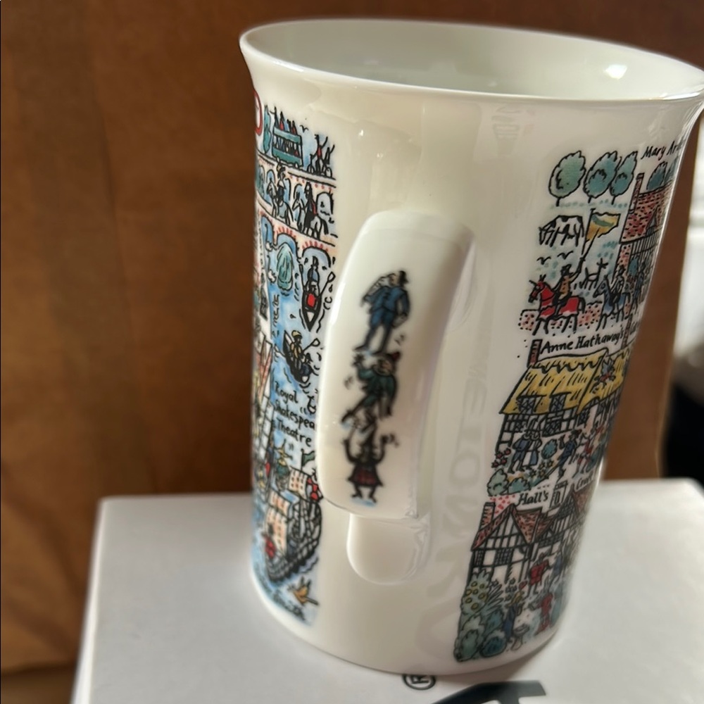 2 Avon cups ( Vintage ) one made in England - Picture 6 of 9